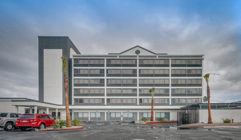 Radisson Hotel Oakland Airport Exterior photo